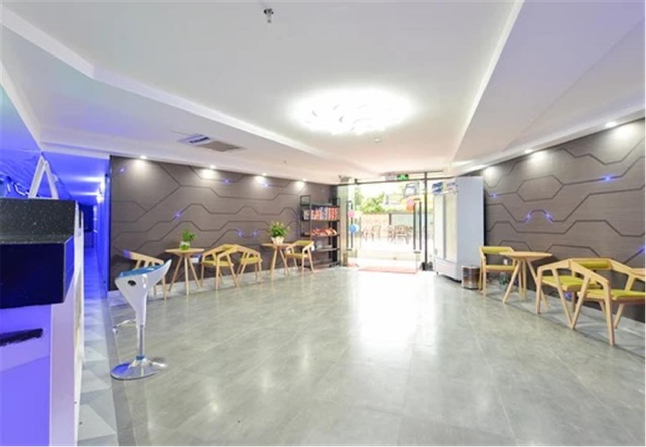 Zhuhai Dreamers Capsule Hotel Екстер'єр фото